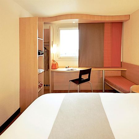 Ibis Barcelona Santa Coloma Hotel Santa Coloma de Gramanet Eksteriør billede