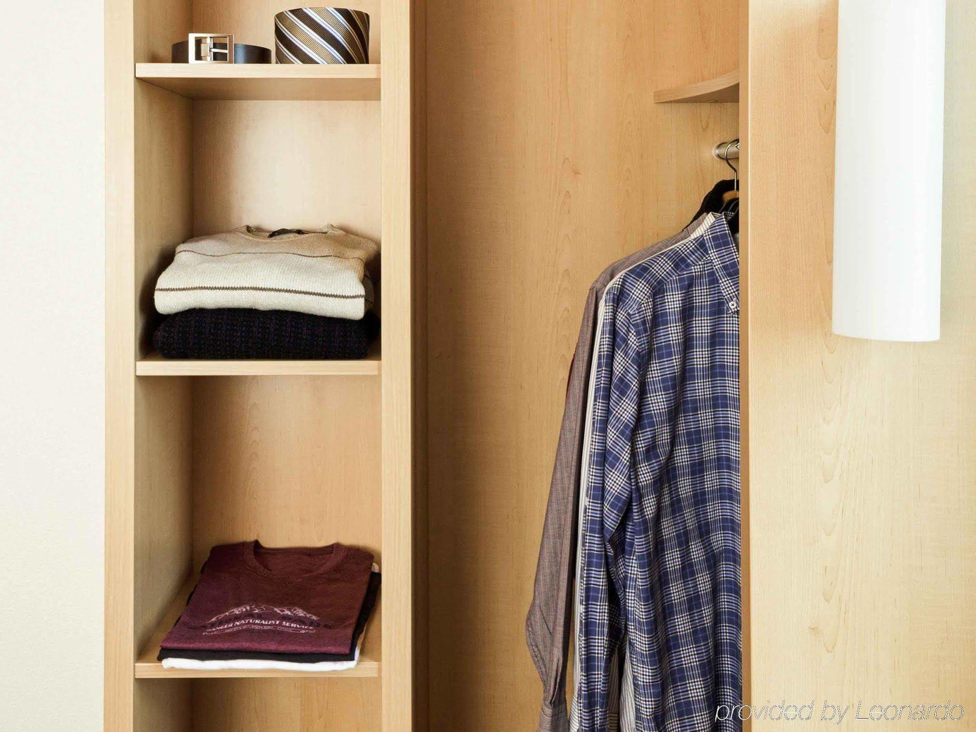 Ibis Barcelona Santa Coloma Hotel Santa Coloma de Gramanet Eksteriør billede