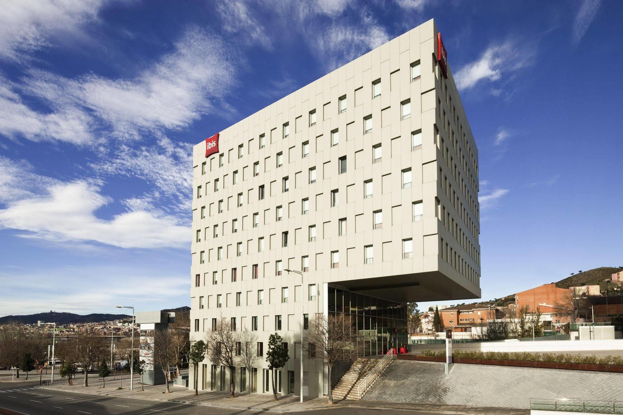Ibis Barcelona Santa Coloma Hotel Santa Coloma de Gramanet Eksteriør billede